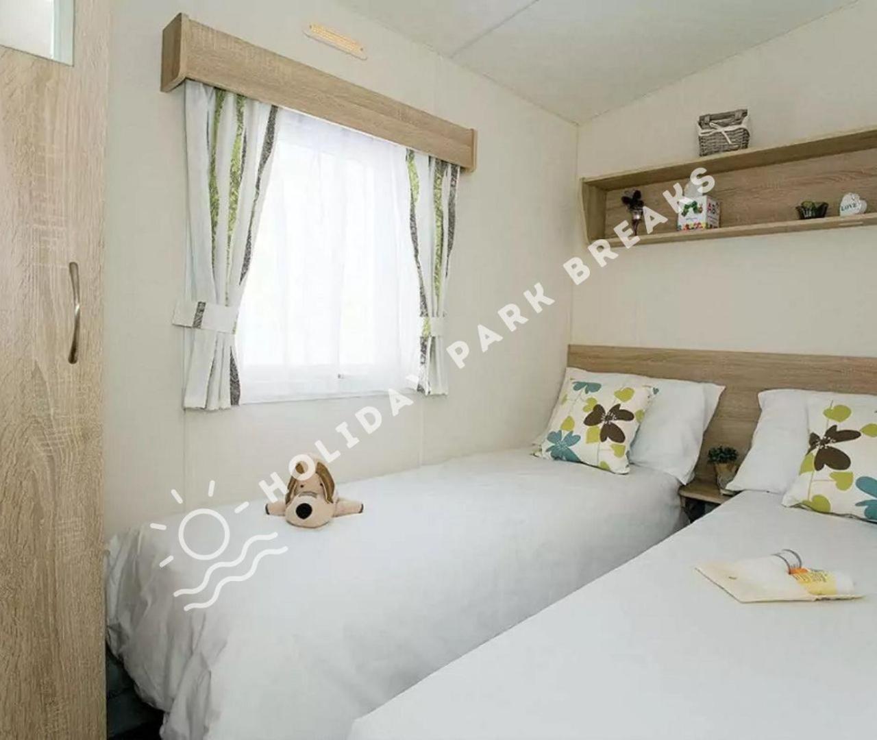 Вілла Bronze 2 Bed Селсі Екстер'єр фото